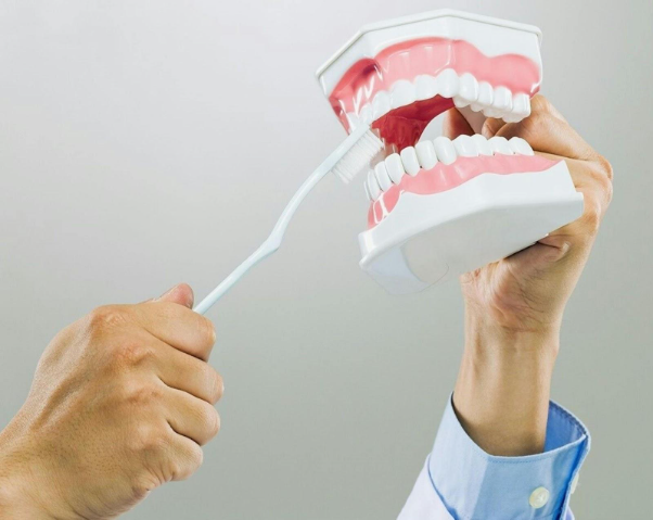 dentures-image